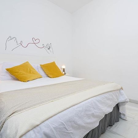 Wintowinrentals Coqueto Apartamento En El Centro De Малага Екстер'єр фото