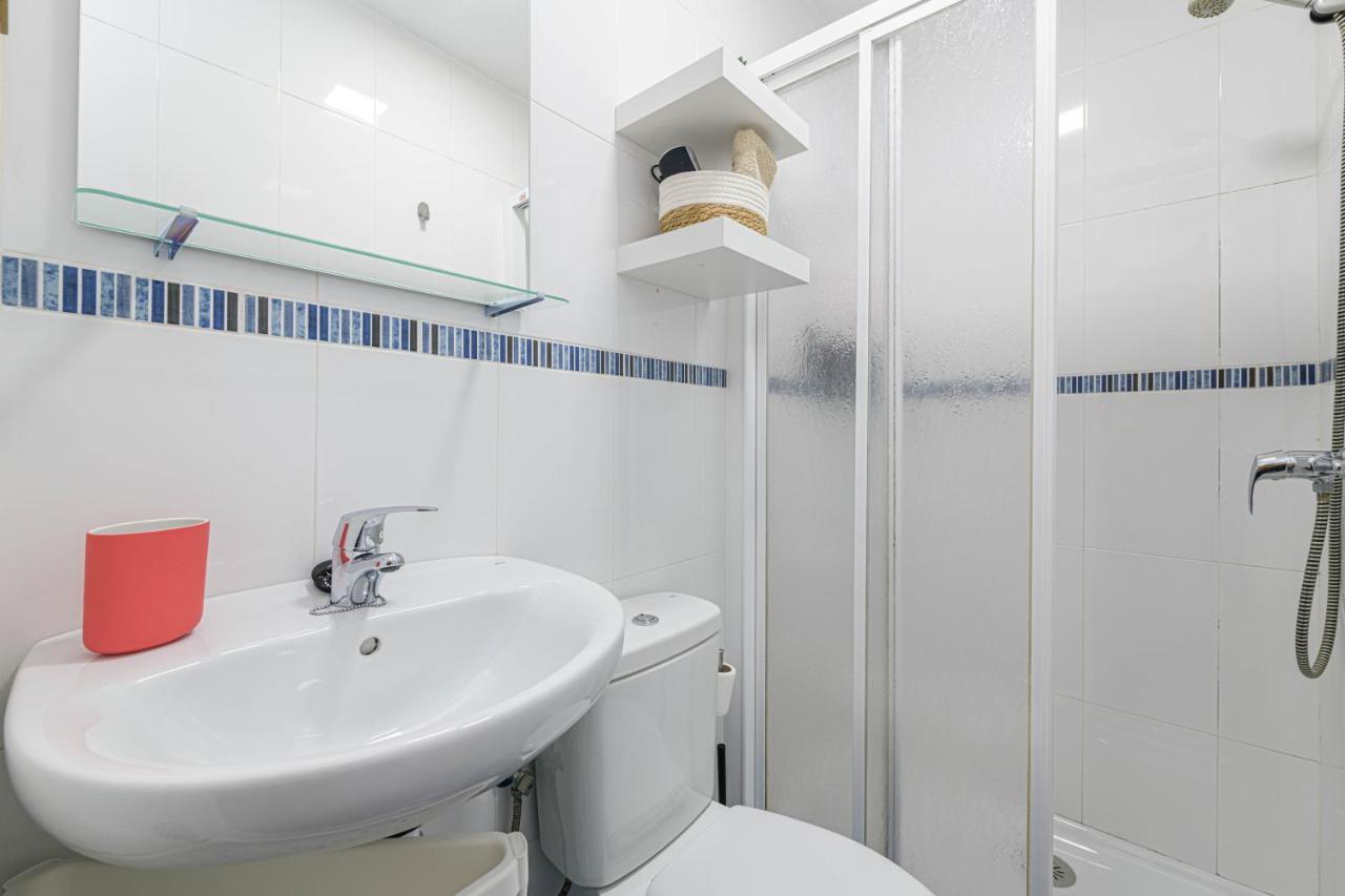 Wintowinrentals Coqueto Apartamento En El Centro De Малага Екстер'єр фото