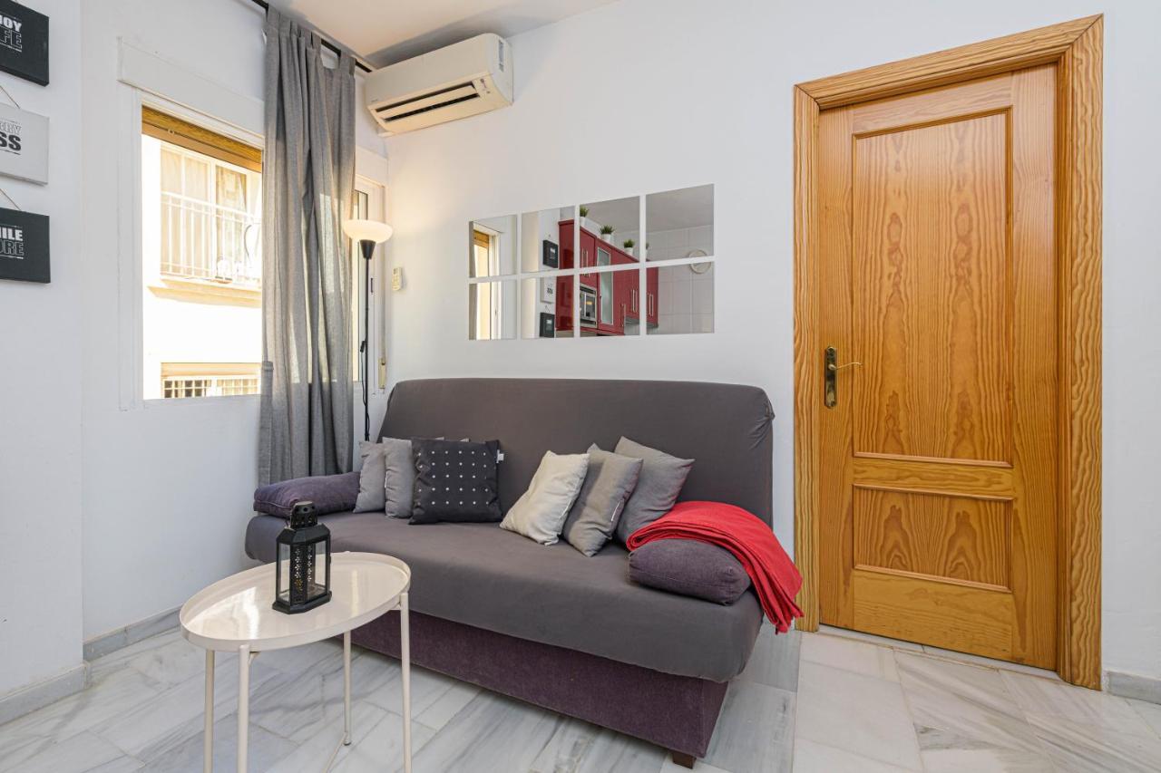 Wintowinrentals Coqueto Apartamento En El Centro De Малага Екстер'єр фото